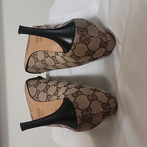 GUCCI VINTAGE 💯 AUTHENTHIC CLOTH HEEL SIZE 7B PRE-OWNED VERY GOOD COND - Picture 6 of 13